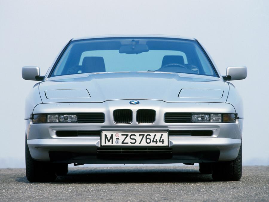  BMW 850i 1989 года  (фото 2 из 27)